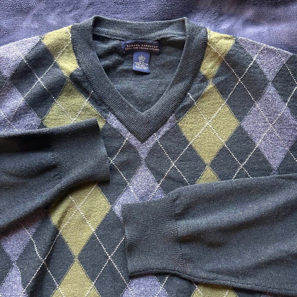 Banana Republic Italian Merino Argyle V-Neck Sweater L Green Mens